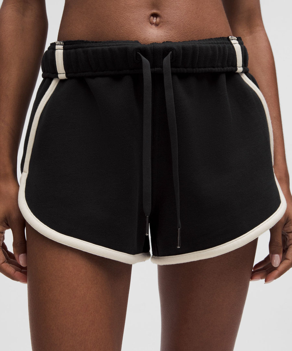 Scuba Mid-Rise Oversized Short 3" *Trim