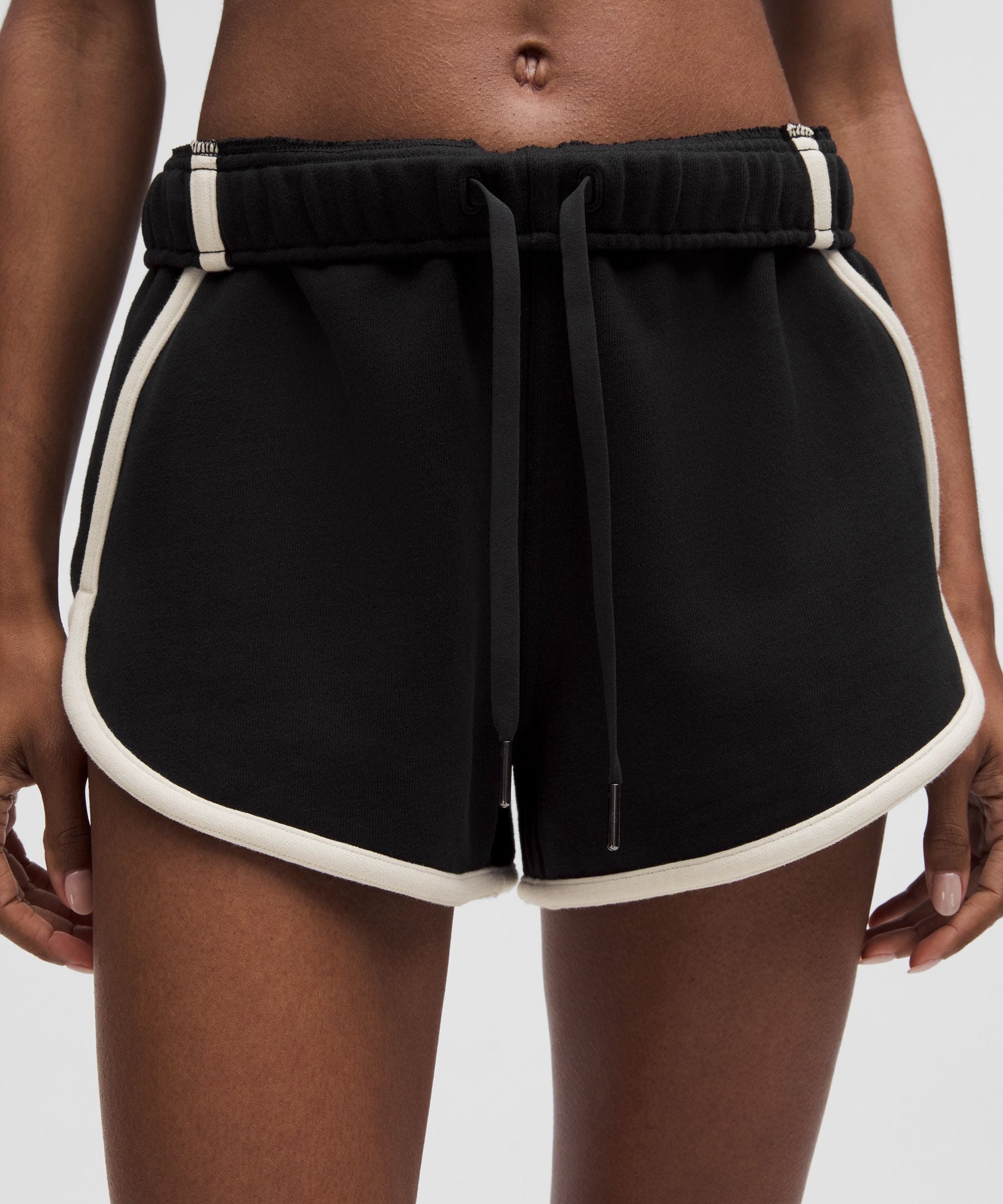 Scuba Mid-Rise Oversized Short 3" *Trim