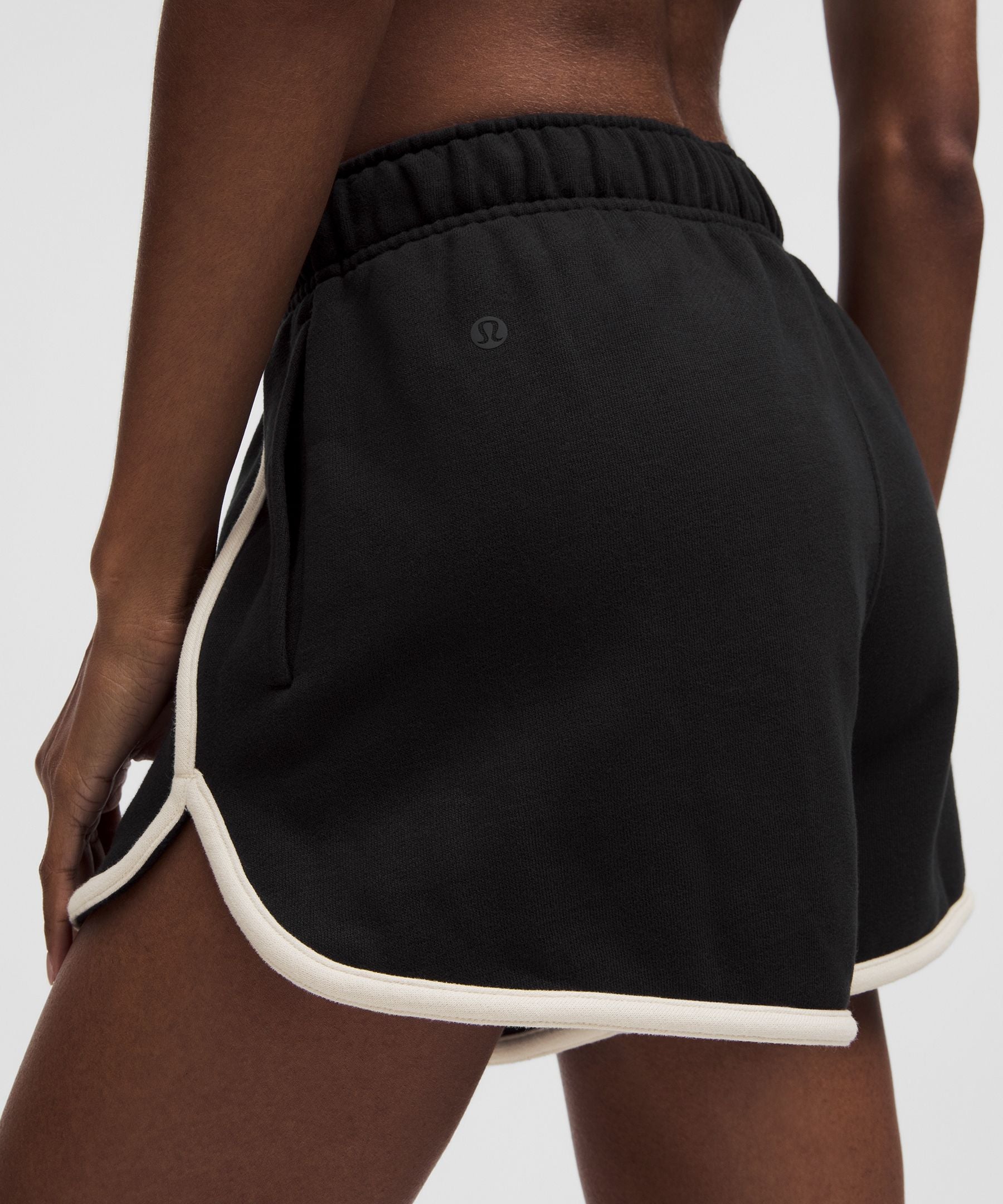 Scuba Mid-Rise Oversized Short 3" *Trim