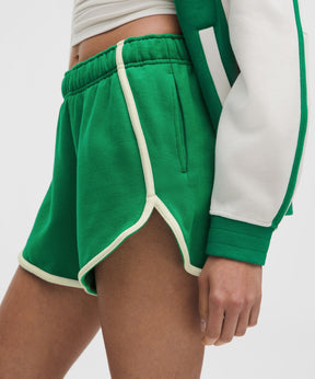 Scuba Mid-Rise Oversized Short 3" *Trim