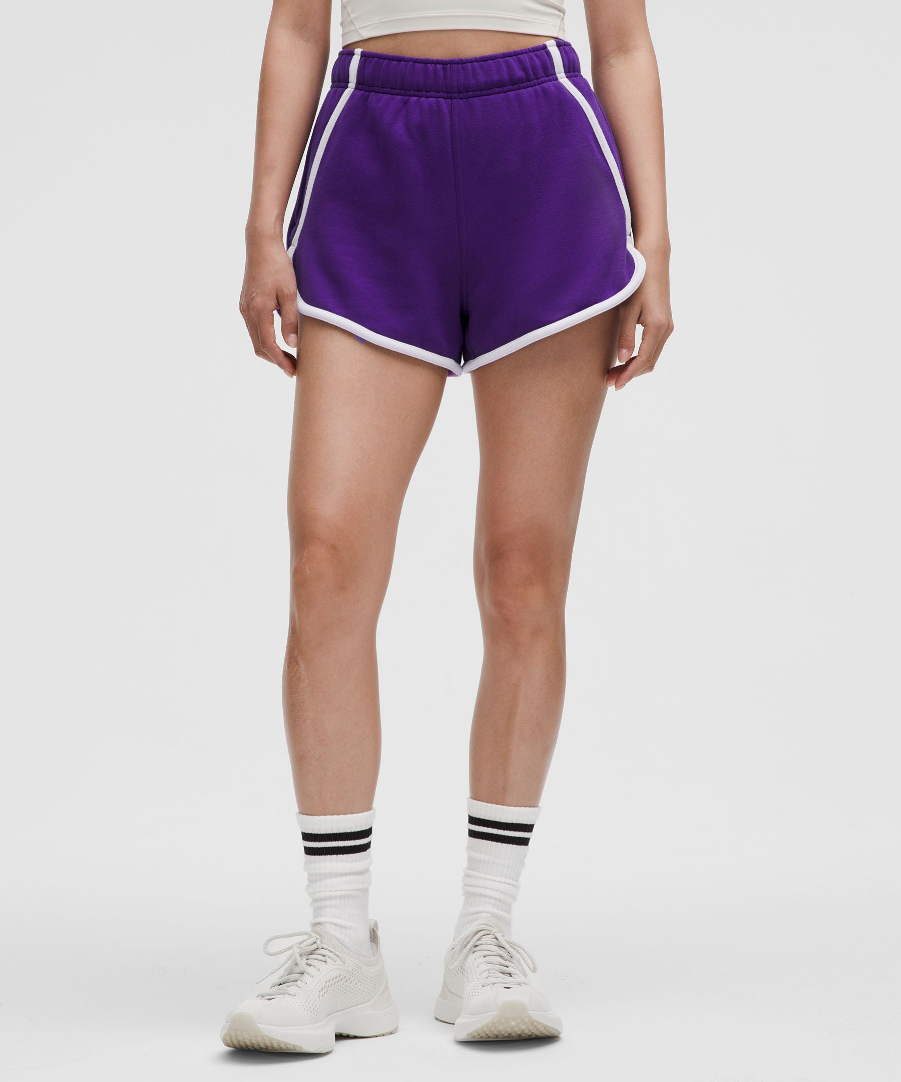 Scuba Mid-Rise Oversized Short 3" *Trim