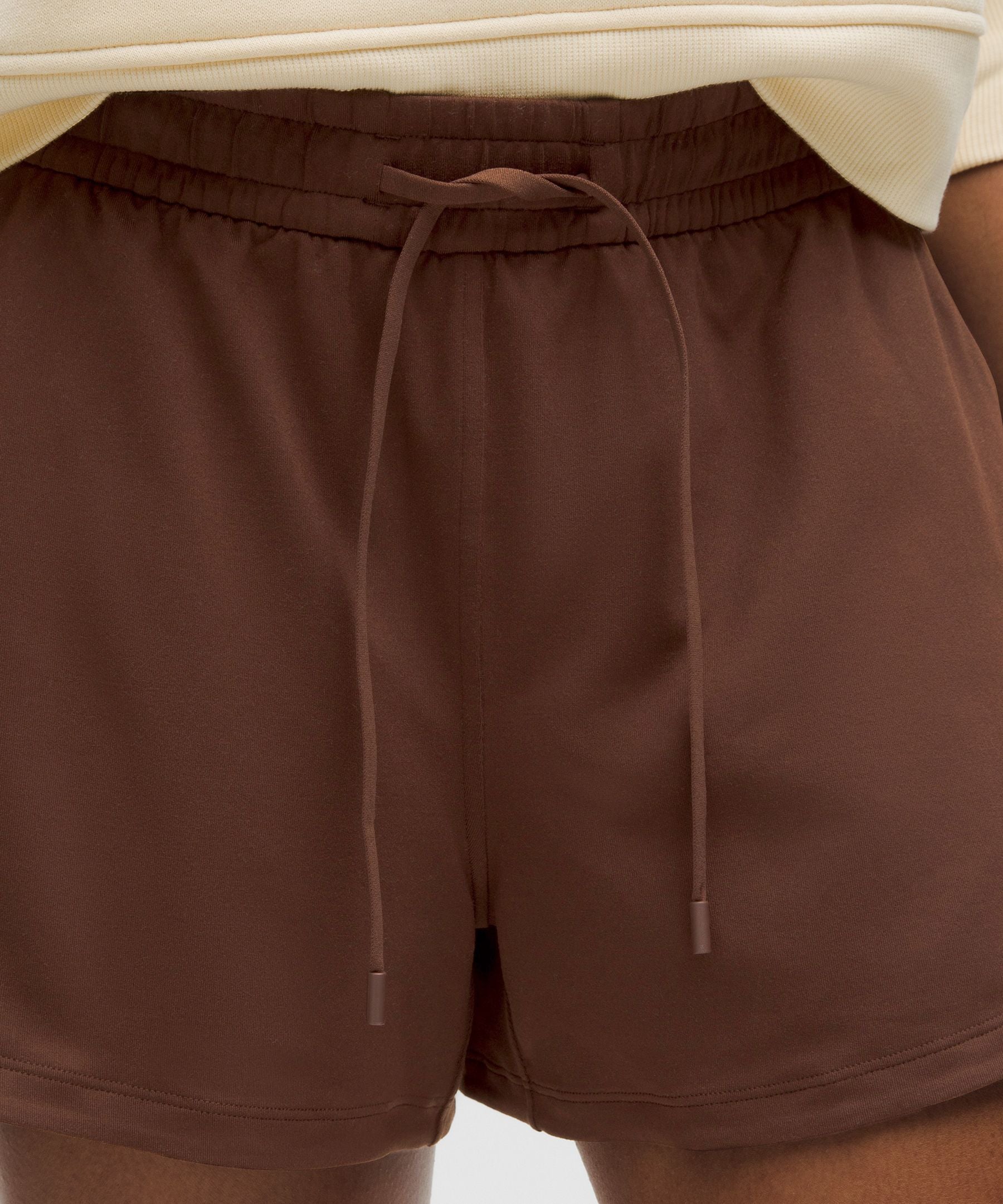 Soft Jersey Mid-Rise Curved-Hem Short 3"