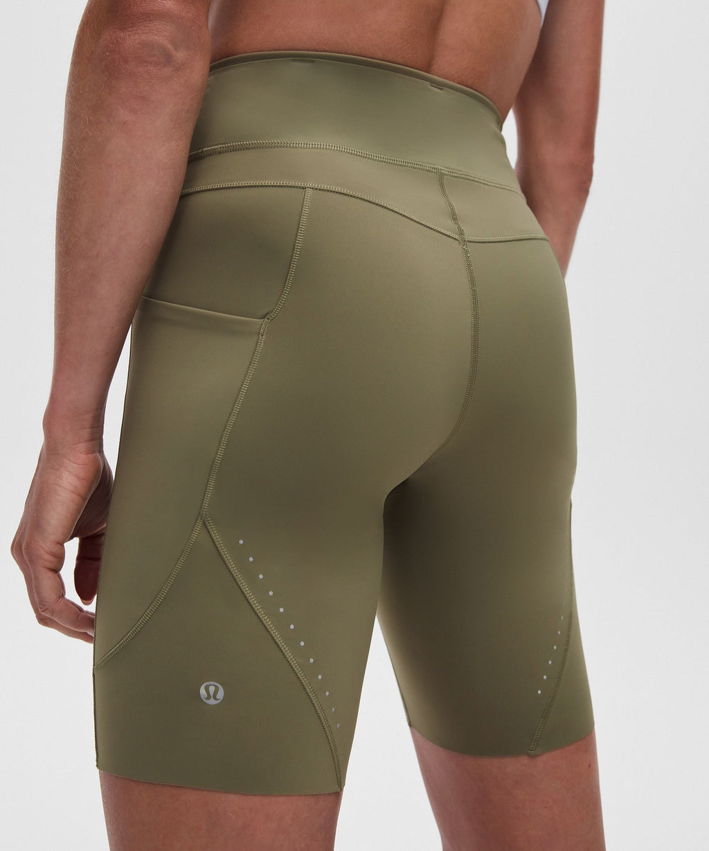 Women's Fast and Free Short 8" Light *Special Edition