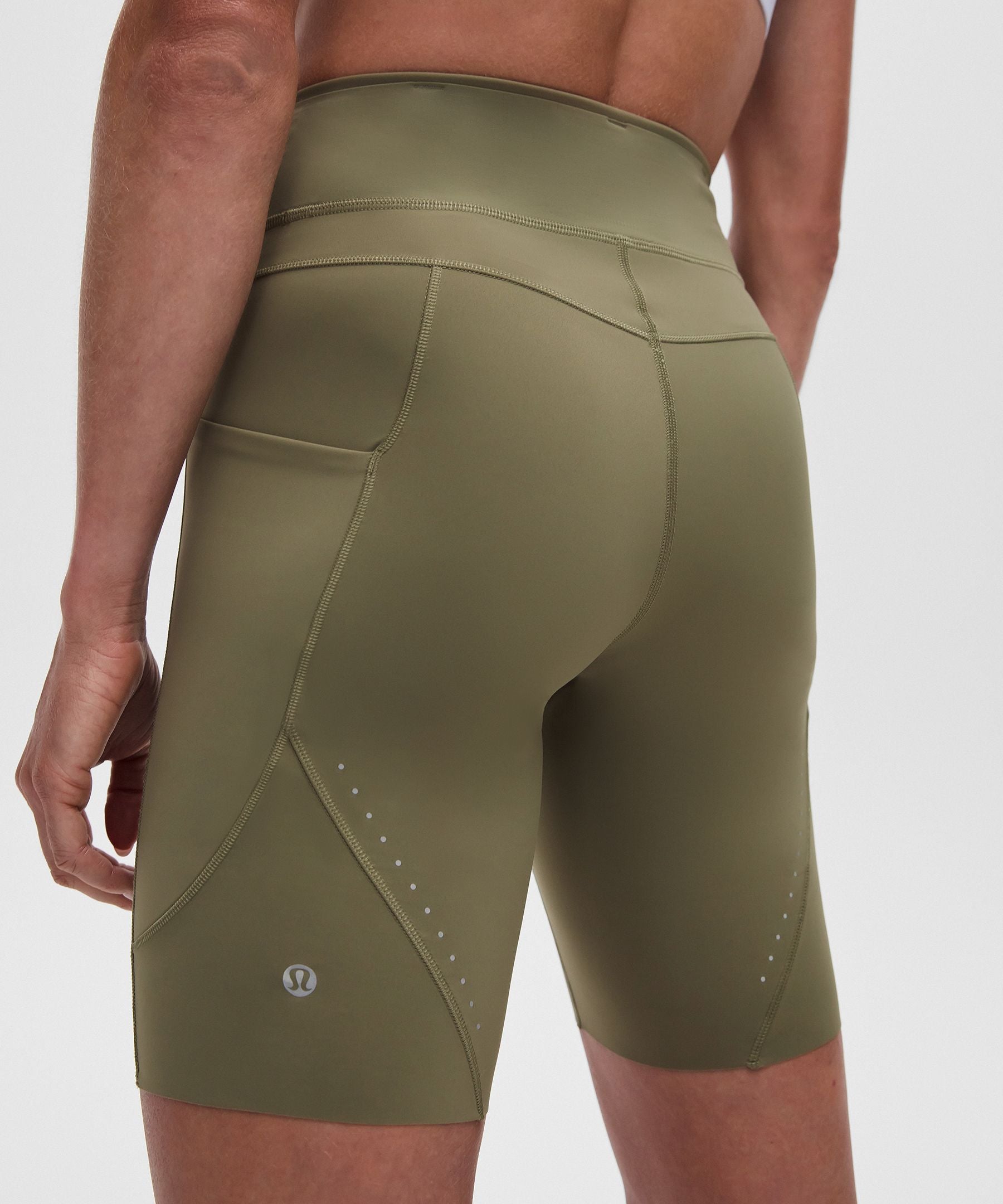 Women's Fast and Free Short 8" Light *Special Edition