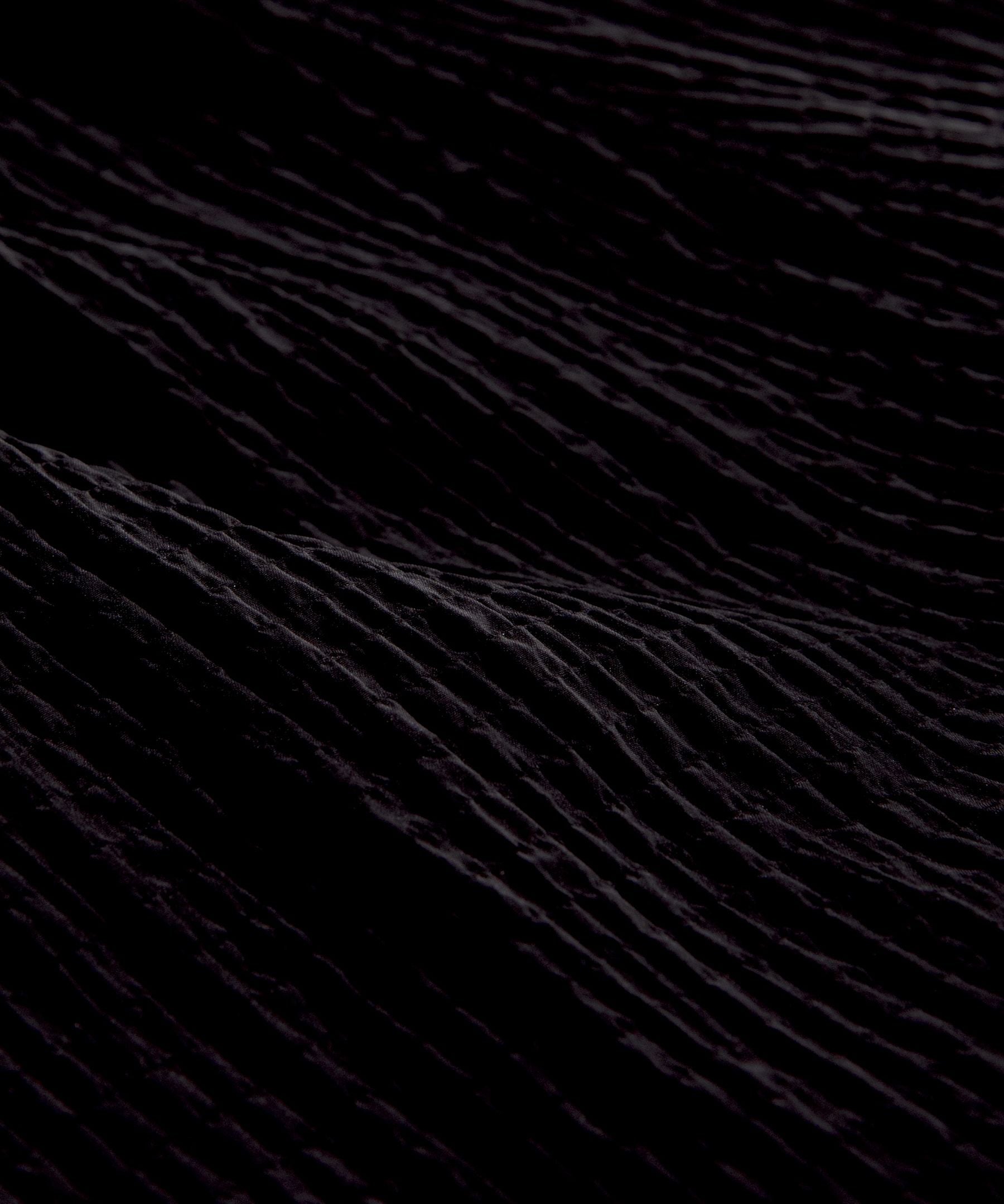 Negative Split Textured Run Short 2.5"