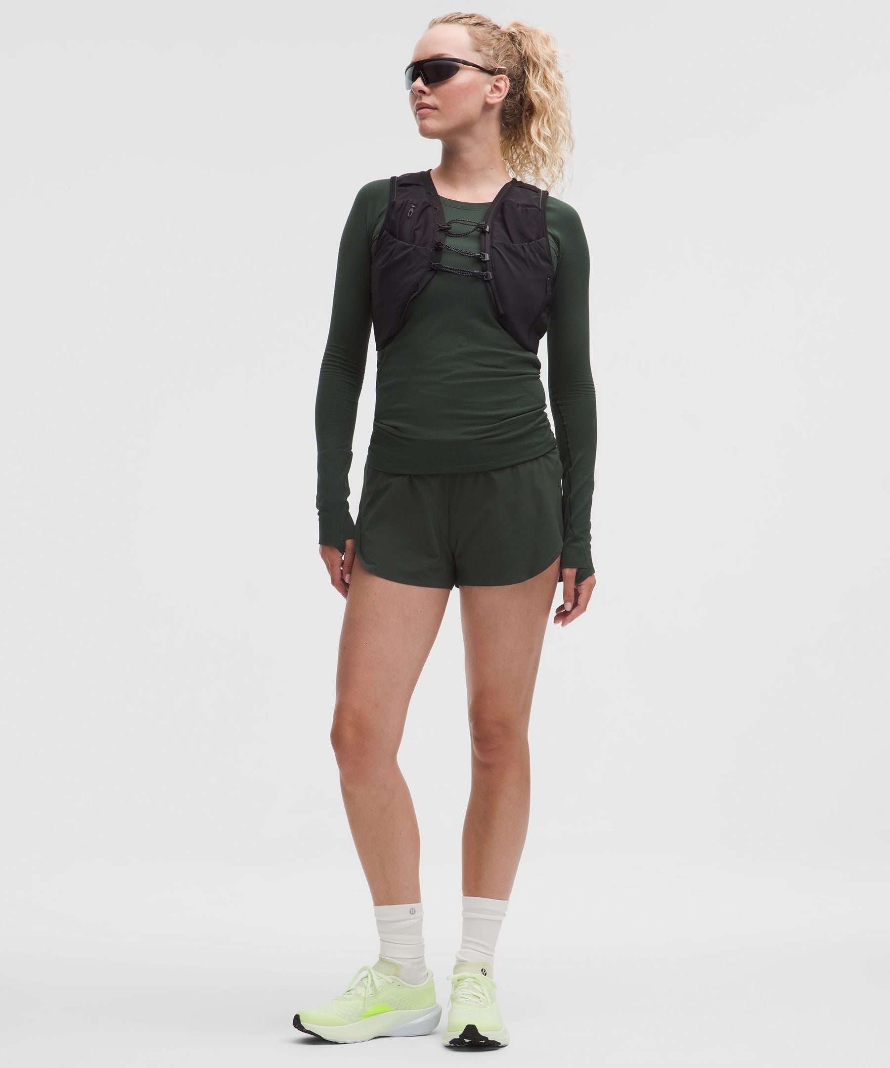 Fast and Free High-Rise Classic-Fit Split Short 3"