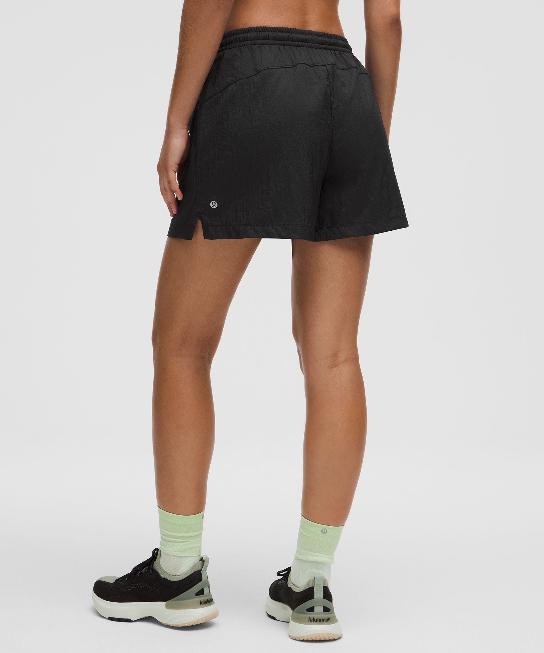 Lightweight Mid-Rise Active Short 5"