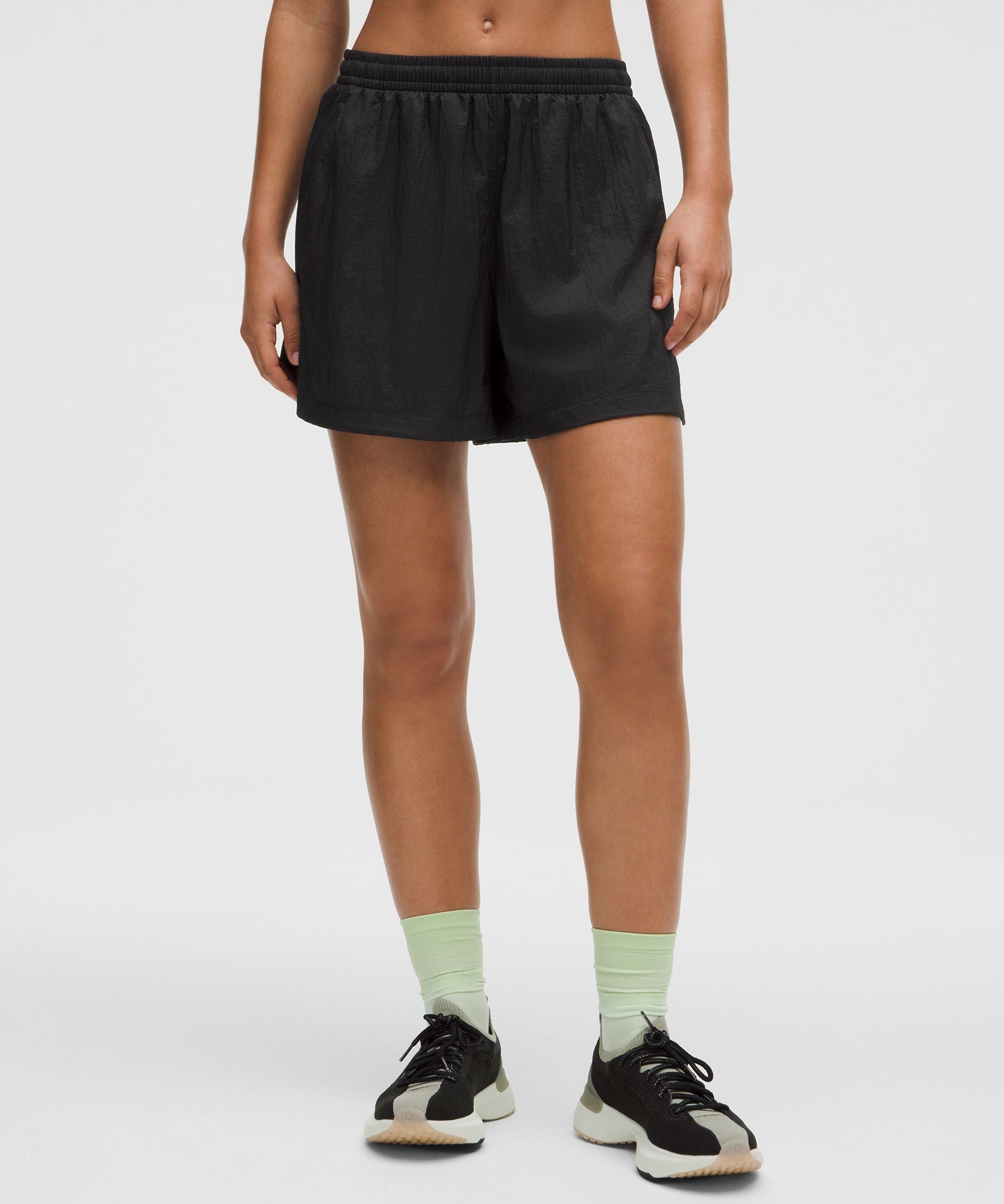 Lightweight Mid-Rise Active Short 5"