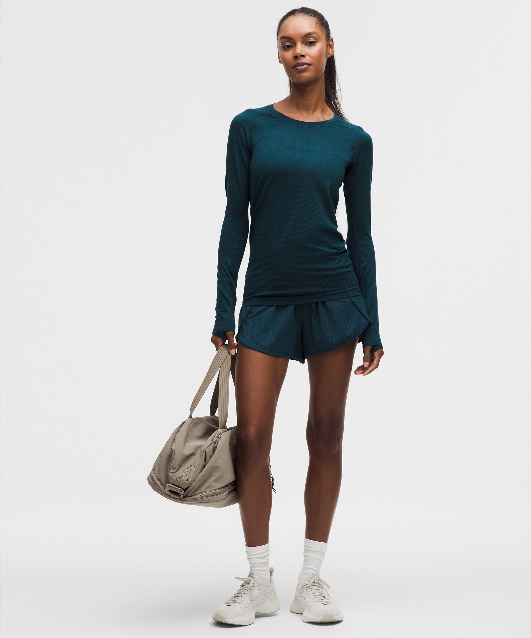 Swiftly Mid-Rise Short 3"