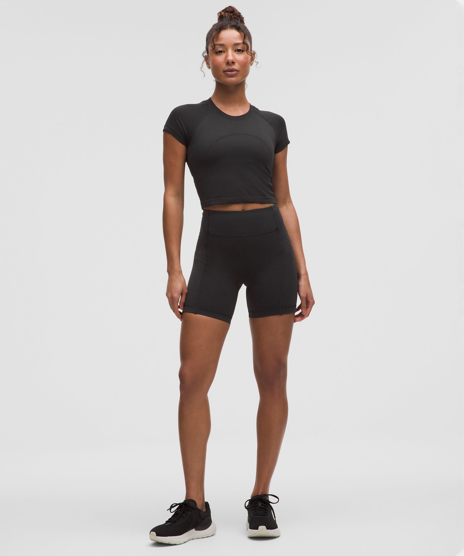 Swift Speed High-Rise Short 6"