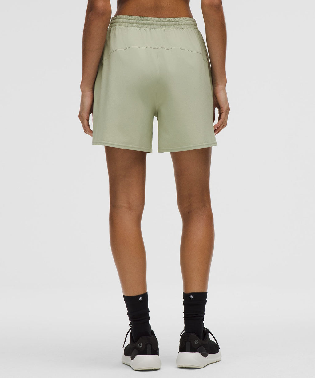 Pace Rival High-Rise Short 5"