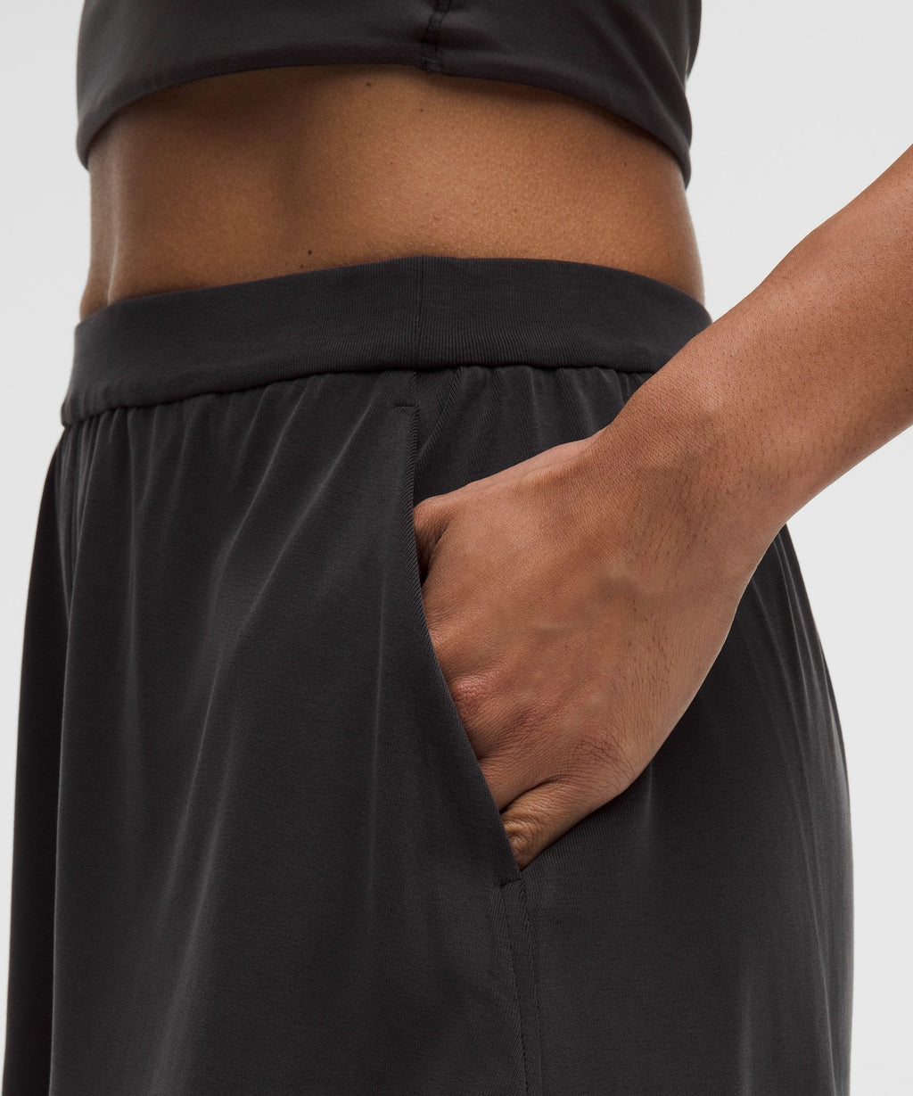 Drapey Softstreme High-Rise Short 3.5"