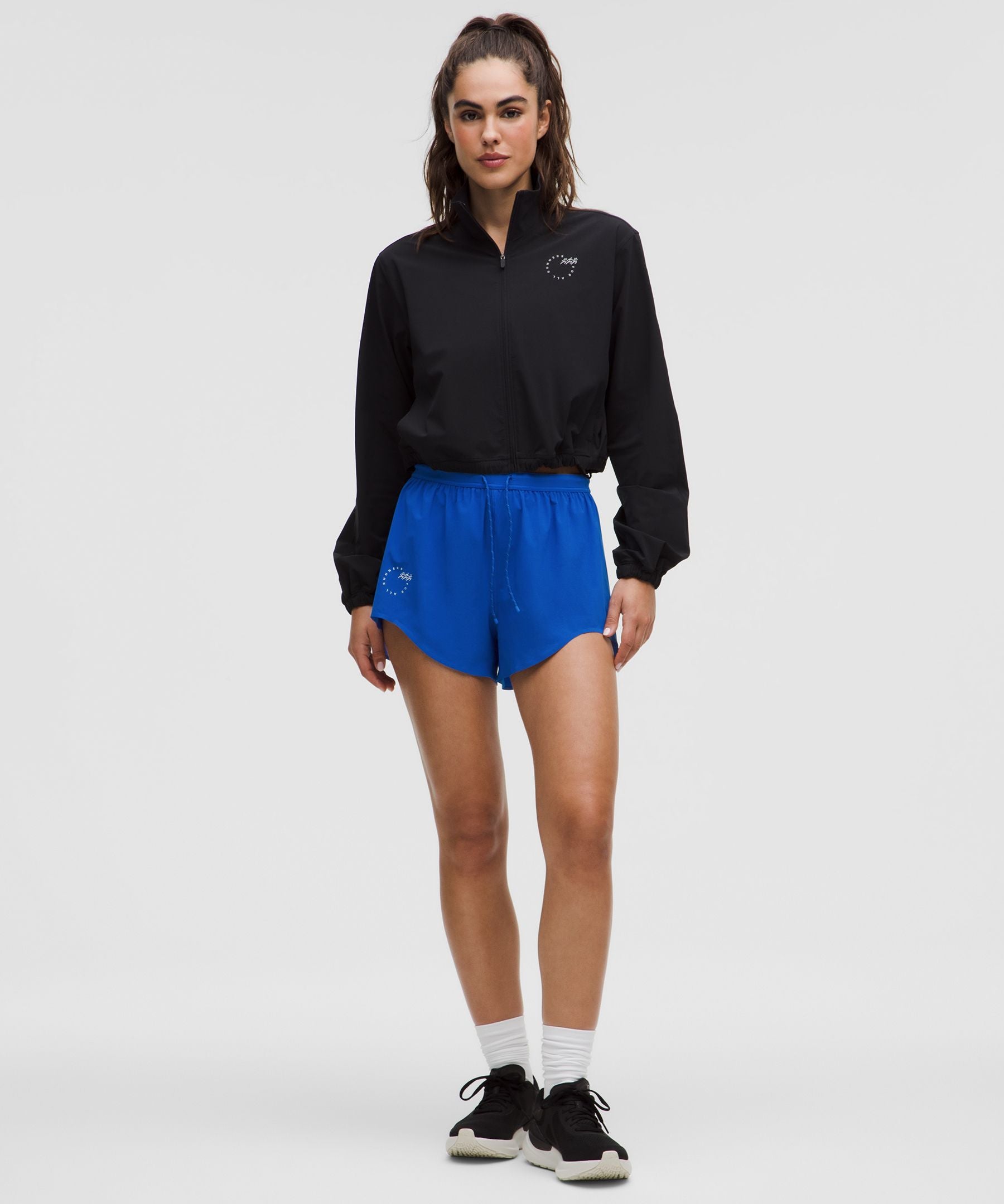 Mile Maker Run Crew Graphic Woven High-Rise Short 3"