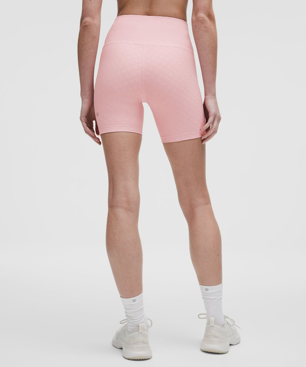 3D Jacquard Diamond Train High-Rise Short 6"