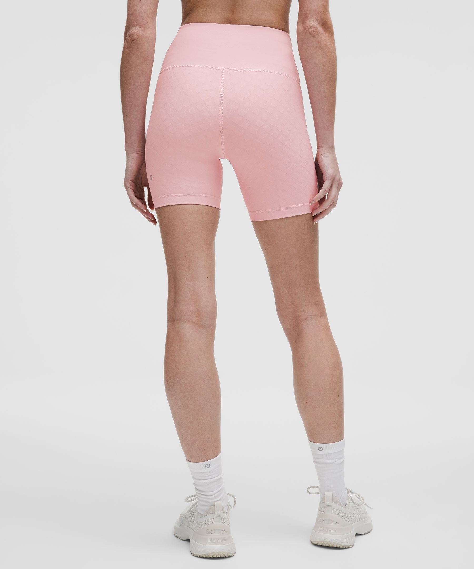 3D Jacquard Diamond Train High-Rise Short 6"