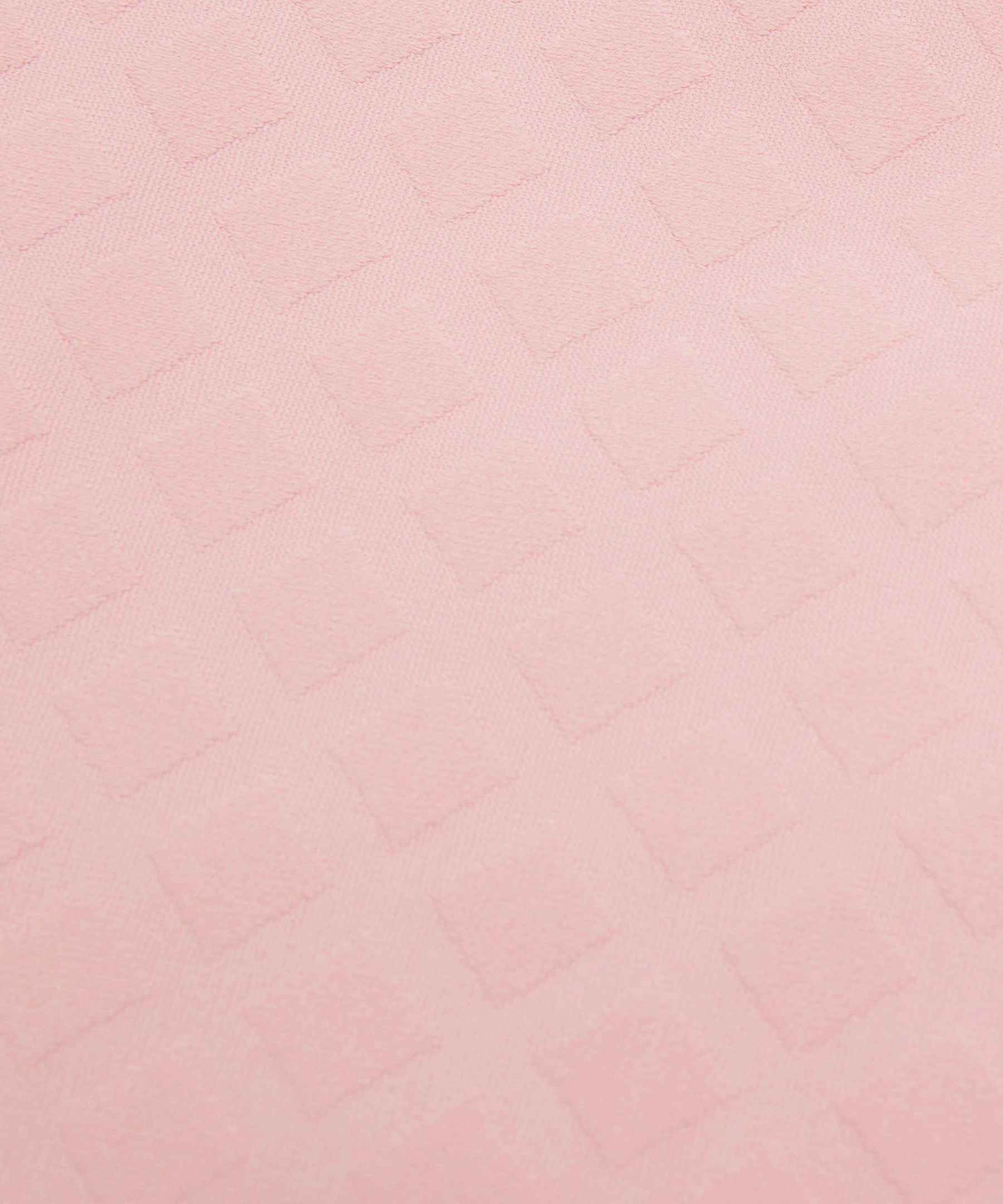 3D Jacquard Diamond Train High-Rise Short 6"