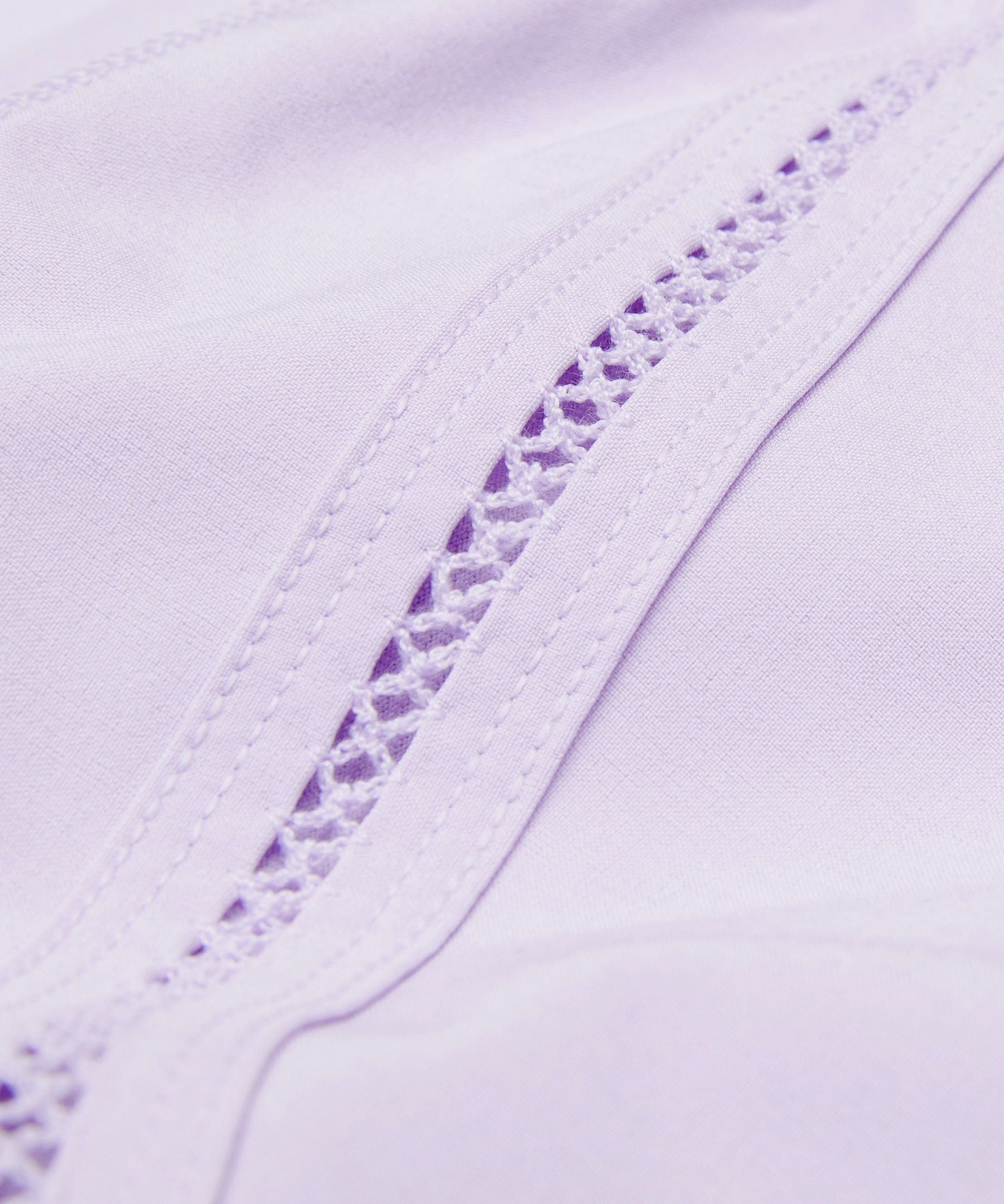 Speed Up High-Rise Mesh Vent Short 2.5" *Lace Trim