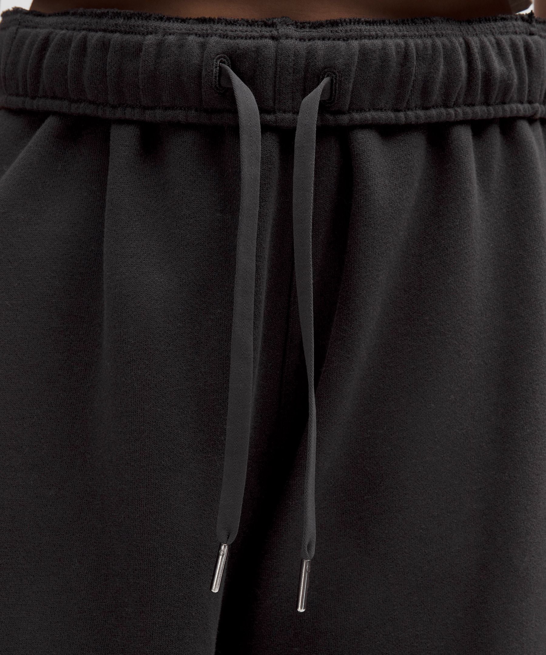 Scuba Mid-Rise Bermuda Short 11"