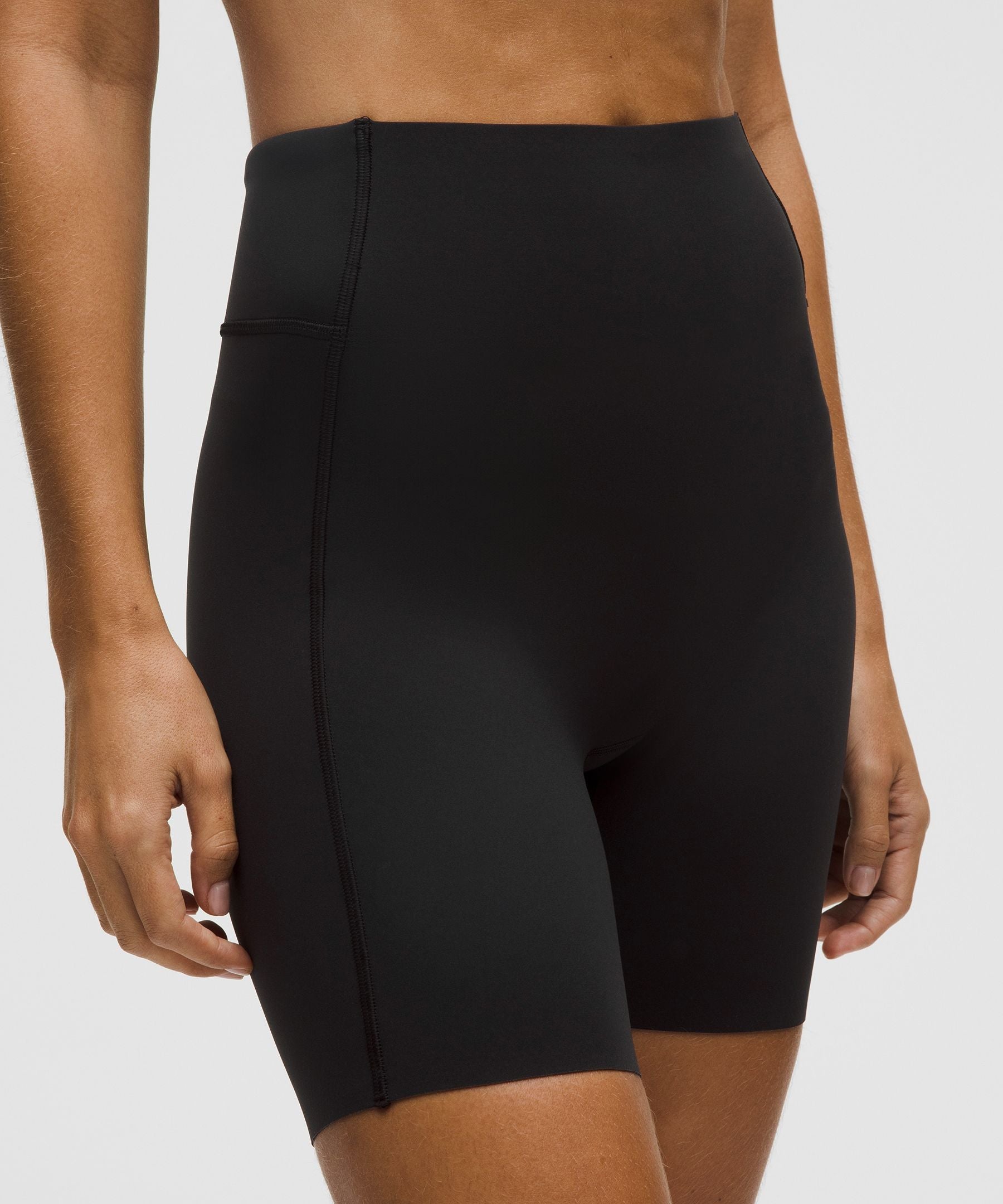 Santa Monica High-Rise Short 6" *Erewhon