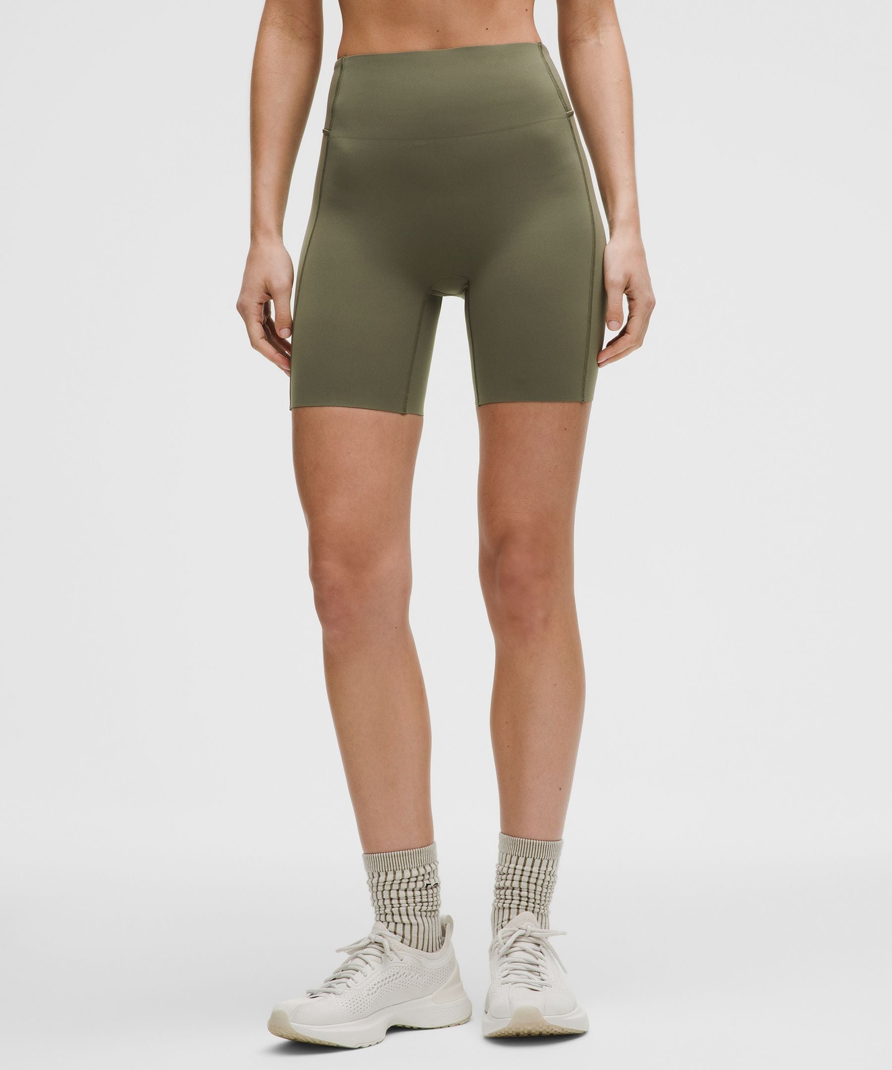 Santa Monica High-Rise Short 6" *Erewhon