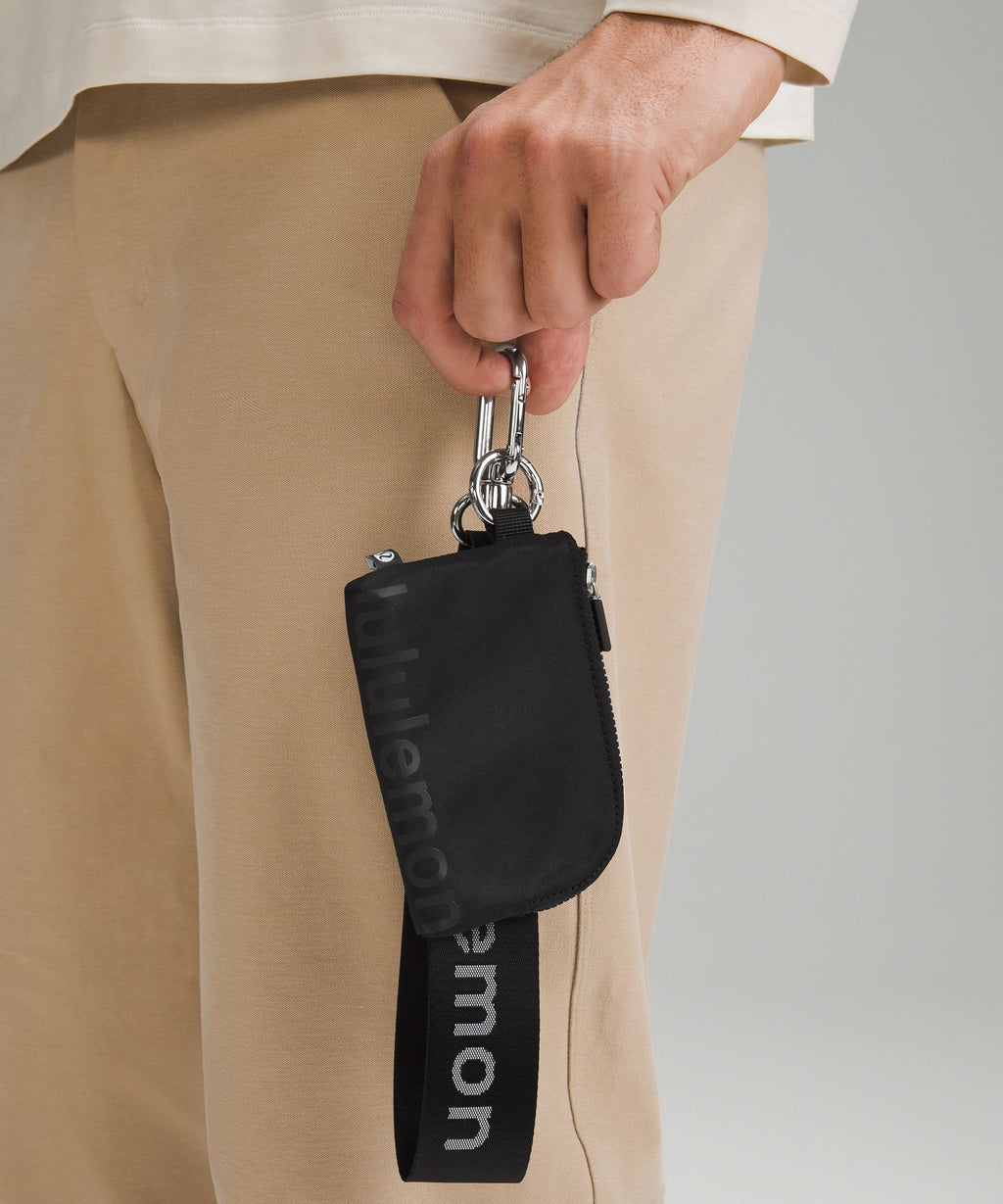 Clippable Card Pouch