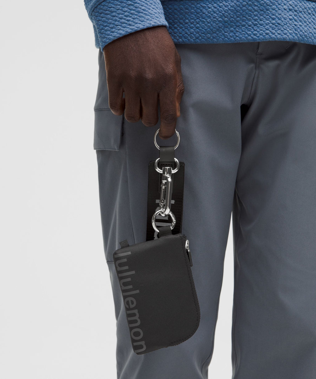 Clippable Card Pouch