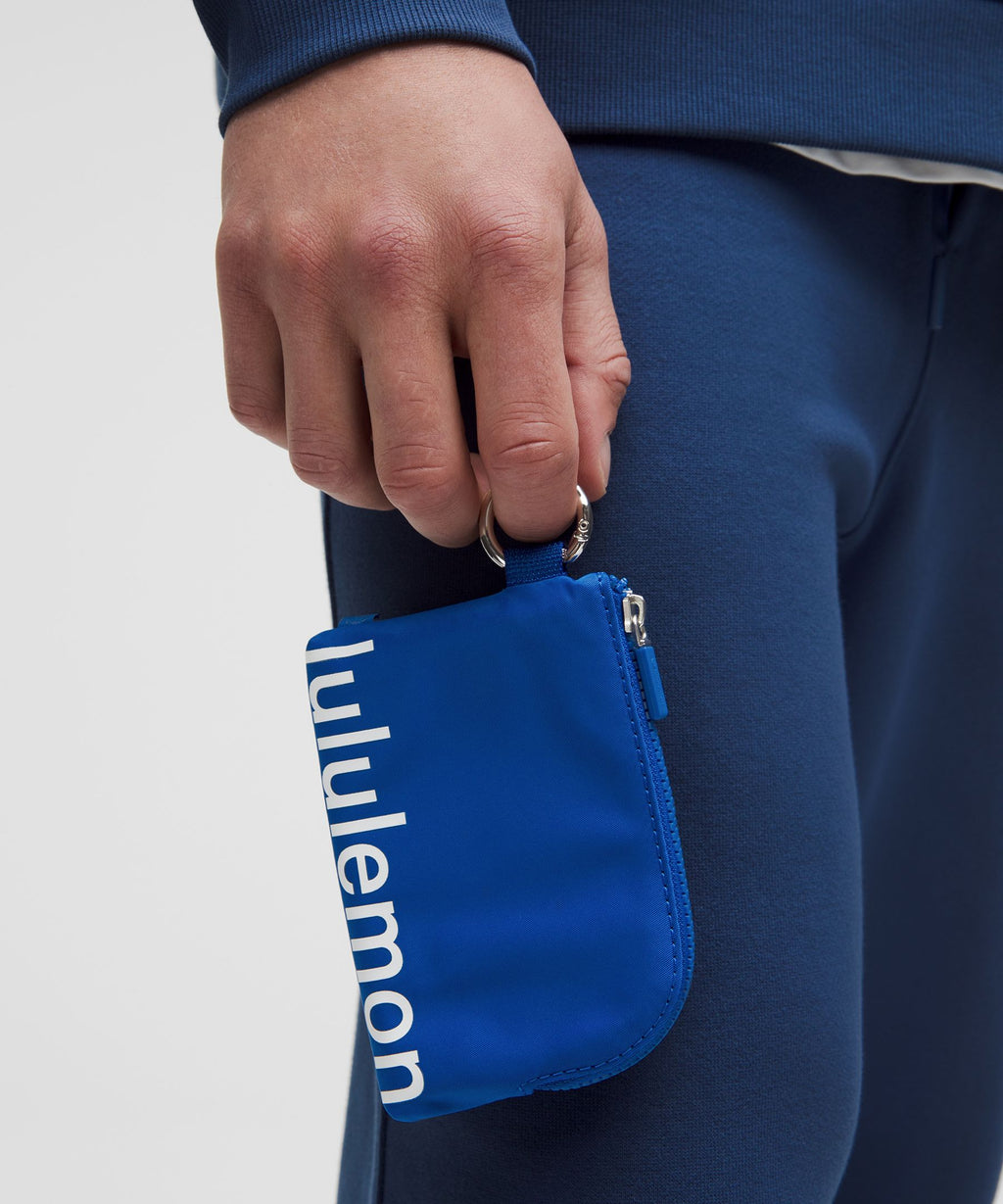 Clippable Card Pouch