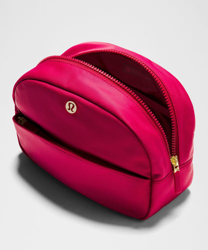 City Essentials Pouch 4L