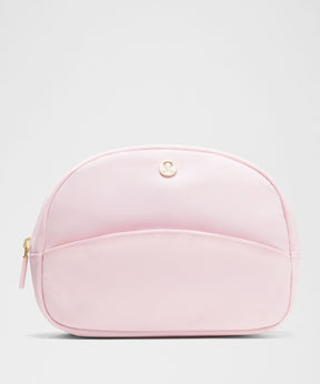 City Essentials Pouch 4L