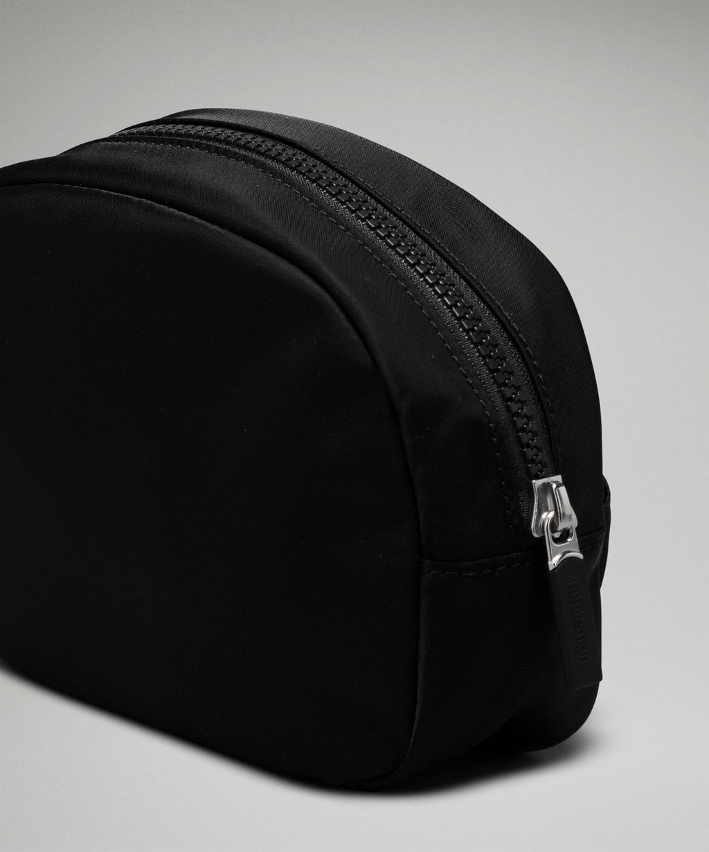 City Essentials Pouch *Mini 2L