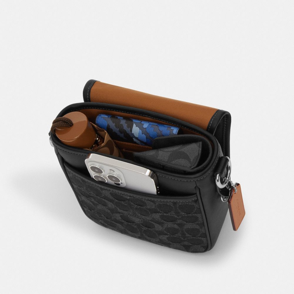 Lucas Crossbody Bag