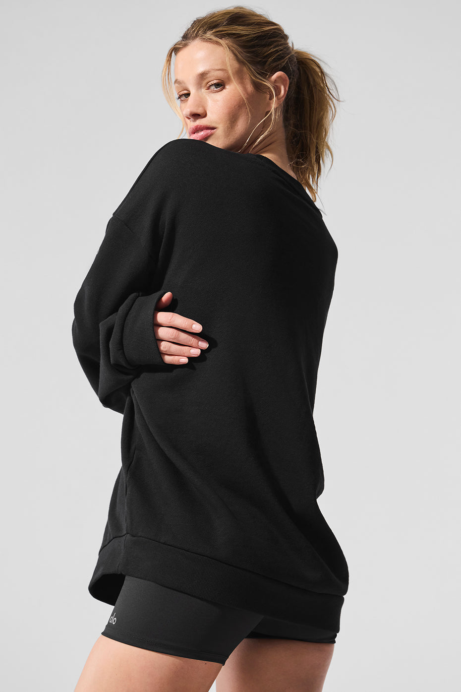 Chill Crew Neck Pullover