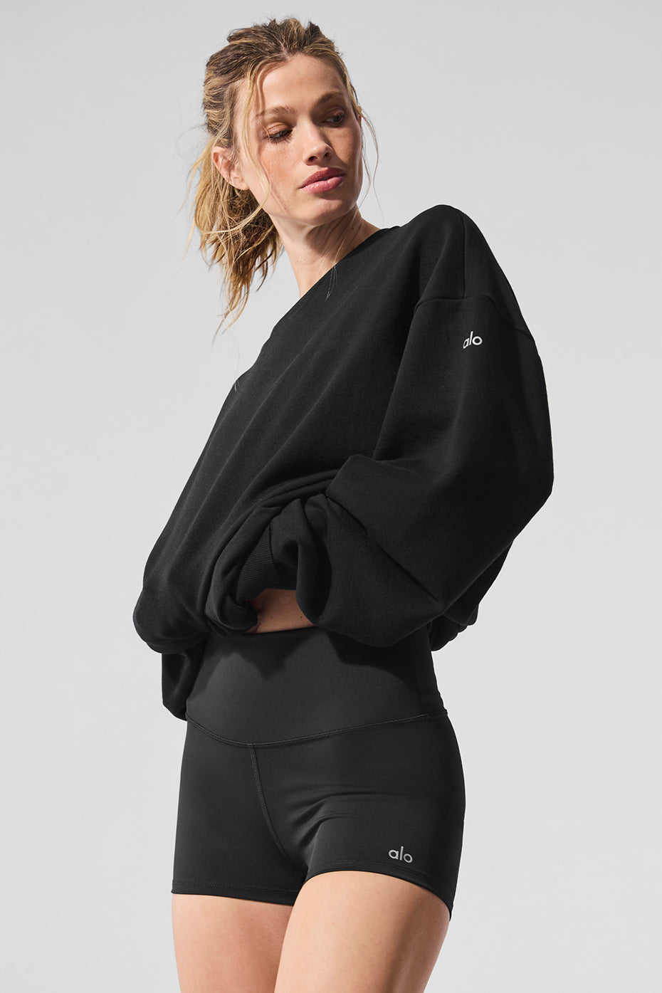 Chill Crew Neck Pullover