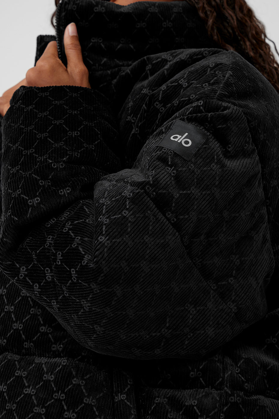 Debossed Corduroy Stage Puffer