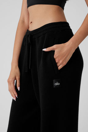 Scholar Straight Leg Sweatpant