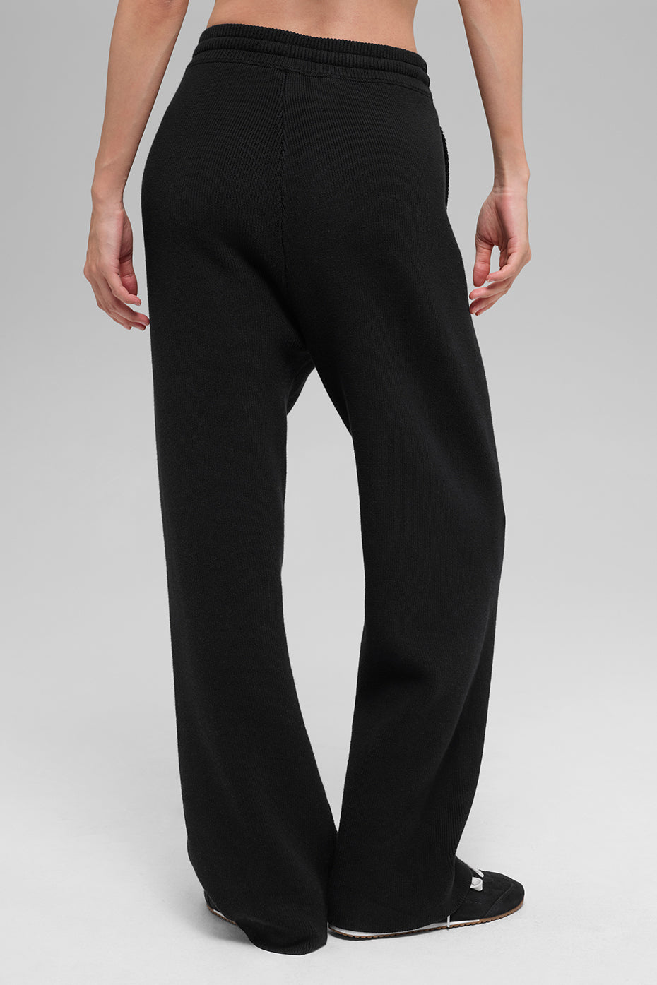 Scholar Straight Leg Sweatpant