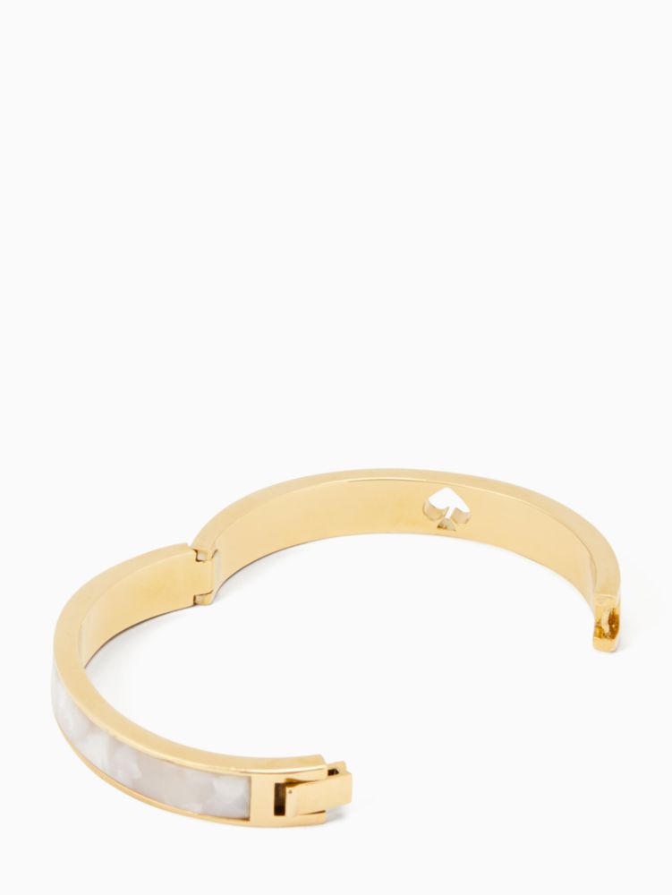 Hole Punch Spade Hinge Bangle