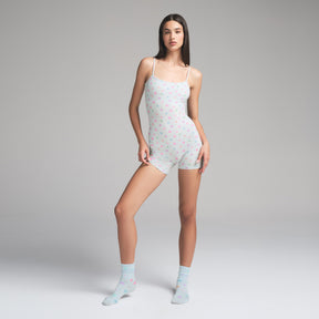 SOFT LOUNGE SCOOP ONESIE | CLOUD CANDY HEART PRINT