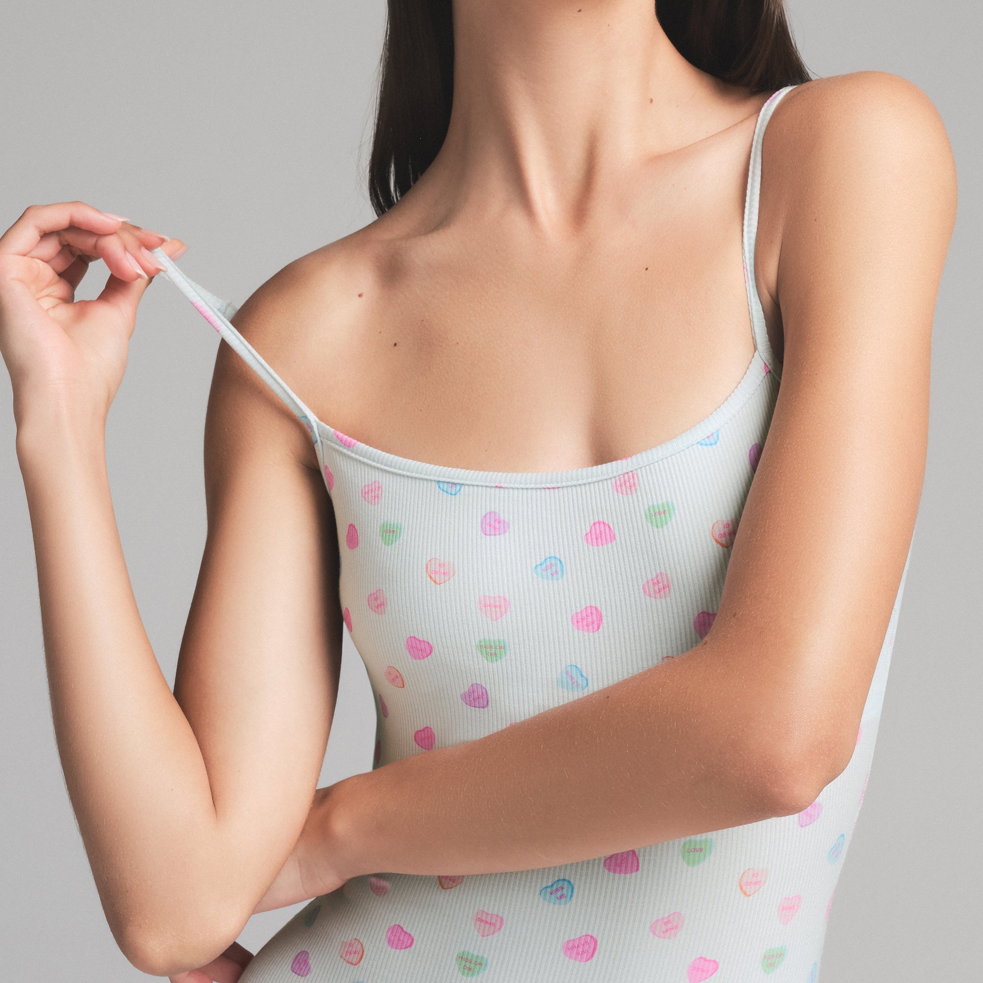 SOFT LOUNGE SCOOP ONESIE | CLOUD CANDY HEART PRINT