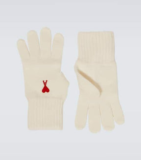 Ami de Cœur virgin wool gloves