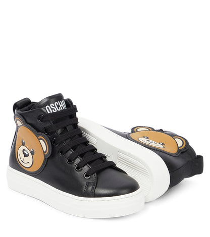 Leather sneakers