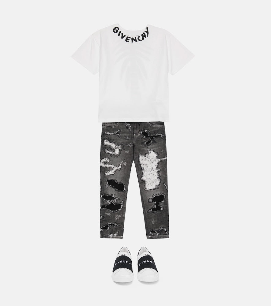 Distressed jeans