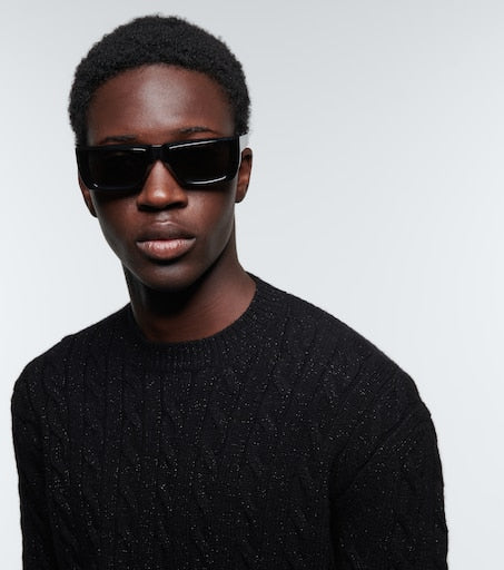 Rectangular sunglasses