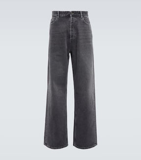 Straight jeans