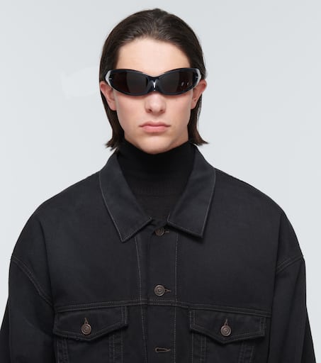 Oval sunglasses