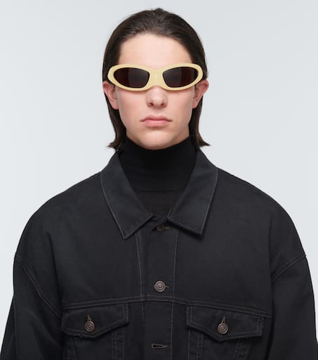 Oval sunglasses