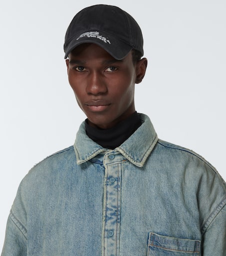 BB baseball cap