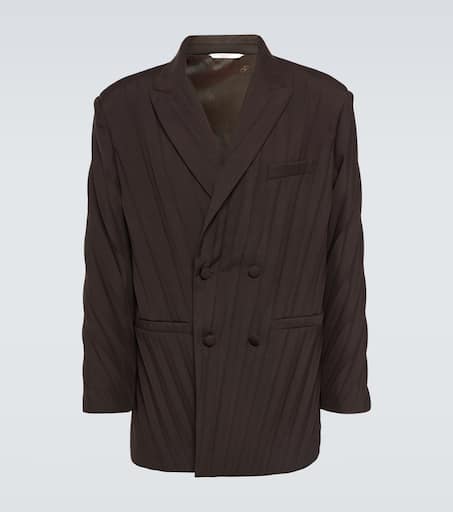 Pleated double-breasted blazer