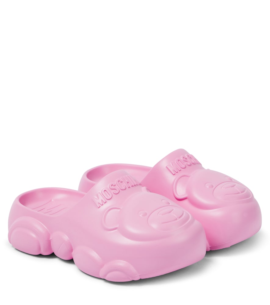 Logo clogs