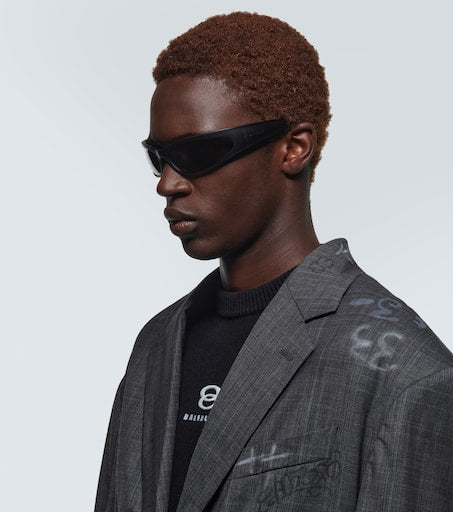 Oval sunglasses